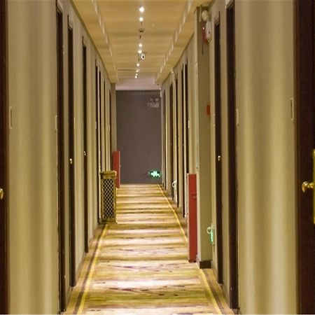 Lu Jiang Tian Yue Hotel Guangzhou Buitenkant foto