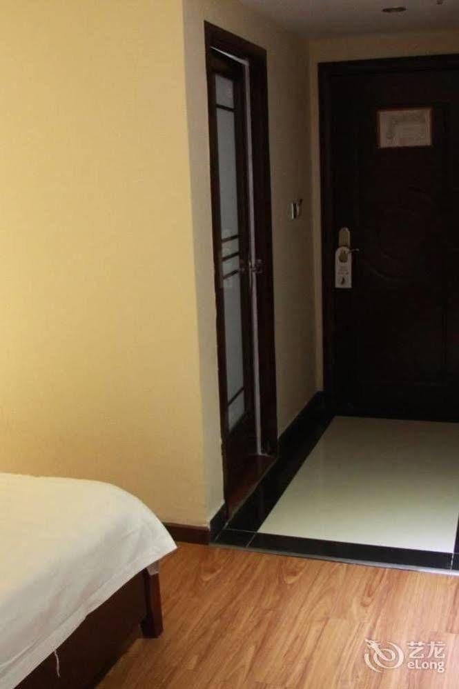 Lu Jiang Tian Yue Hotel Guangzhou Buitenkant foto